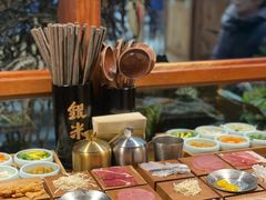 -银米·云南传统过桥米线(双廊黑金冠店)