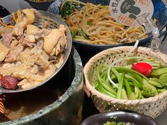 -芸山季·云南山珍菌火锅(人民广场来福士店)