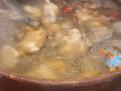 -东记炭炉·海鲜鸡煲(龙华店)