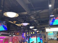 -马路牙子烧烤音乐酒馆(望京店)