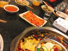 牛舌-茅草房·河畔园林火锅