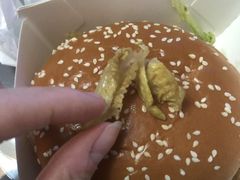 -肯德基(东安路站店)