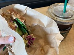 -星巴克臻选(华堂·新辰汇店)