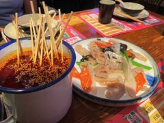 胡桃里钵钵鸡-胡桃里音乐酒馆(仓山万达店)