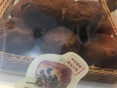 脏脏黑珍珠泡芙-西树泡芙(蓝色港湾店)