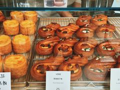 -VERIE BAKEHOUSE