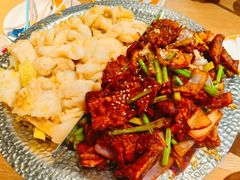 -小鱼小牛(世欧广场店)