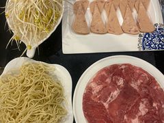 -百年川椒重庆老火锅(光谷店)