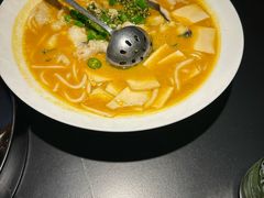 -麻六记(凤凰汇店)