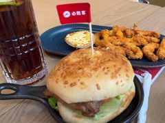 -必胜客(航洋国际店)