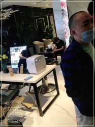 -罗亚帝造型·烫发染发