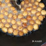 一边看店家做一边感慨糖油粑粑好像也没有那么难做