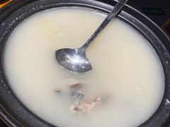 砂锅鱼头汤-丹江渔村(望京店)