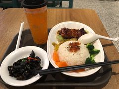 炙烤照烧鸡排饭套餐-康師傅私房牛肉面(浦机三店)