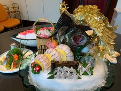 -鼎泰亨·海鲜牛肉餐厅(滨江店)