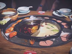 -三人行骨头王火锅(长寿店)