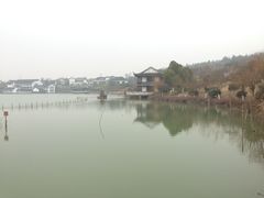 景区前面的湖景-穹窿山景区