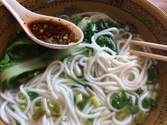 -肇兴特色牛肉粉