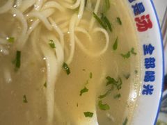 -东大桥小国抻面烧烤(长通路店)