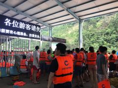 景点-龙井峡漂流