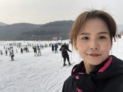-济南卧虎山滑雪场