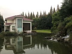 -上海怡沁园度假酒店