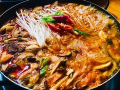 泡菜猪肉锅-首尔大排档