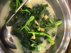 上汤菜心-飞尝蚝·顺德菜·鱼生(顺德总店)