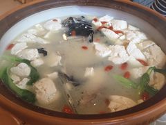 -披云山庄