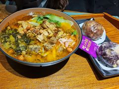 -八月美食小馆(银泰城总店)