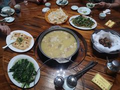 -侠成水上农庄(工业大道店)