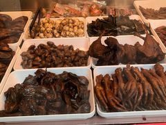 -张鸭子重庆特产卤味小吃(未来国际店)