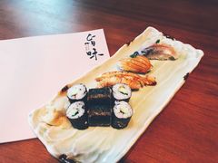 握寿司（三贯）细卷一条-旨味Umami_融合料理(万博汇店)
