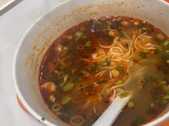 -德元兰州纯汤牛肉面(龙阳路店)