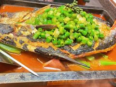 -夯鱼烤鱼·尔滨地标美食(中央商场店)