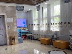 -茂菊口腔连锁(浦东南路店)