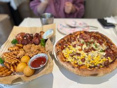 佛伦萨黑椒秘制烤肠披萨-盘炉forenza·云贵川融合小食堂 ( 钟楼中柳巷店)