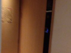 -快乐大桶水养生足浴SPA(前兴路店)