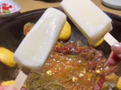 -万里闯关东铁锅炖菜馆(高新旗舰店)