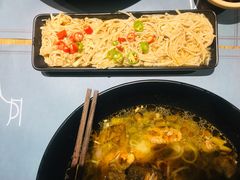 -八月美食小馆(银泰城总店)