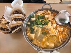 -闫家驴肉老店(华电一校店)