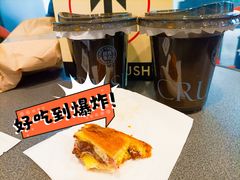 -HOT CRUSH趁热集合·现烤面包(环球港店)