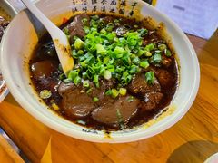 血旺-杨三孃跷脚牛肉(玉双路店)
