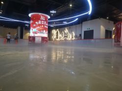 -冰世界真冰场(欢乐汇店)