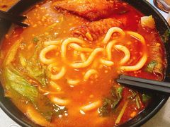 冬阴功鸡翼乌冬-华嫂冰室(尖沙咀店)