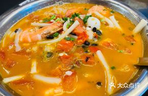Signature Old Friend Seafood Noodles