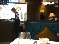 大堂-领鲜活海鲜榴莲自助火锅(东门店)