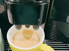 免费美式咖啡-HELLO 27 意面·沙拉·帕尼尼