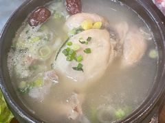 参鸡汤-首尔馆韩国料理(金童路店)