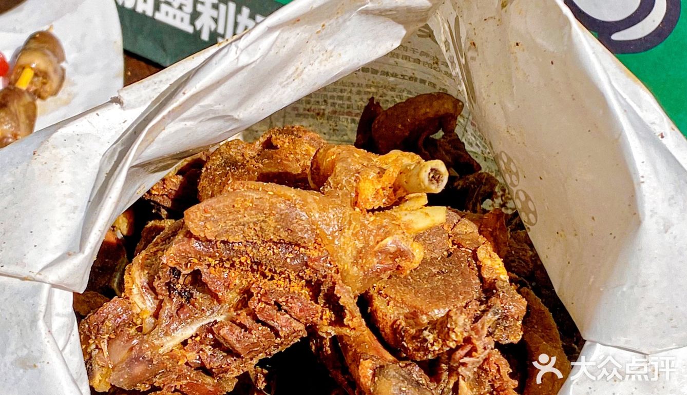 一起吃香酥鸭吗⁉️看⚽️绝配 焦麻酥脆香哭了